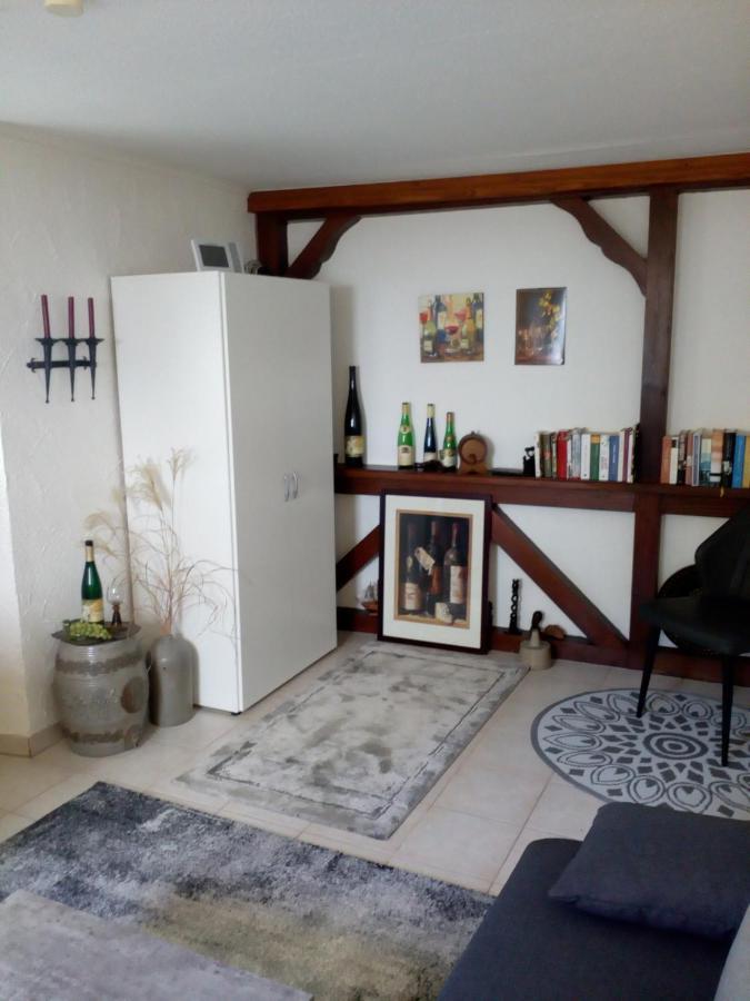 Ferienwohnung Ehlen Im Alten Winzerhaus Zeltingen-Rachtig Bagian luar foto